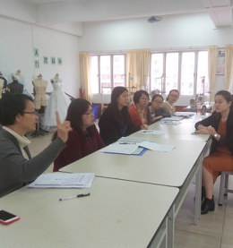 行动导向，模拟公司岗位，明确职业目标